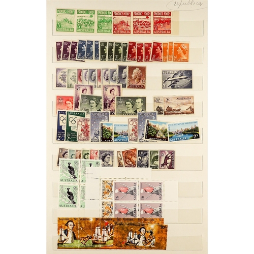 236 - AUSTRALIA 1926 - 1971 NEVER HINGED MINT stamps on protective pages, note 1928 Exhibition miniature s... 