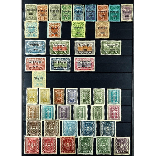 253 - AUSTRIA 1914 - 1937 MINT COLLECTION in a quality stock book, of chiefly sets, note 1922 Musicians pe... 