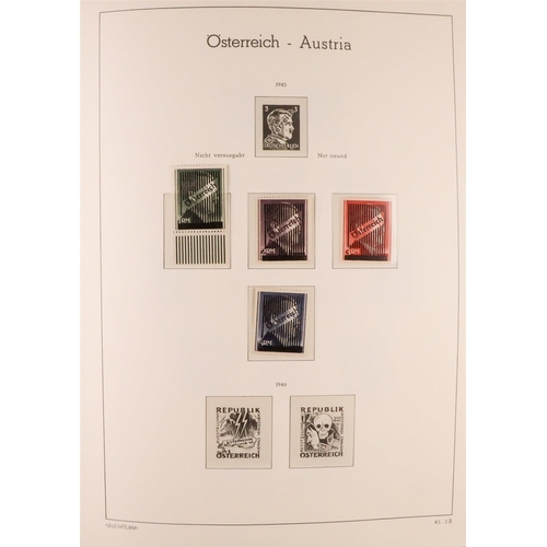 255 - AUSTRIA 1945-2012 COMPREHENSIVE NEVER HINGED MINT COLLECTION in three hingeless albums, seems to be ... 