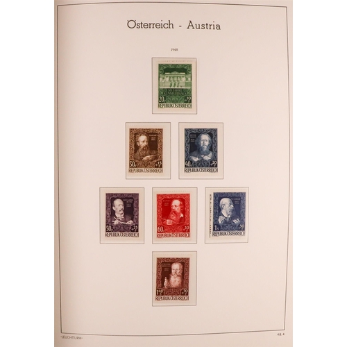 255 - AUSTRIA 1945-2012 COMPREHENSIVE NEVER HINGED MINT COLLECTION in three hingeless albums, seems to be ... 