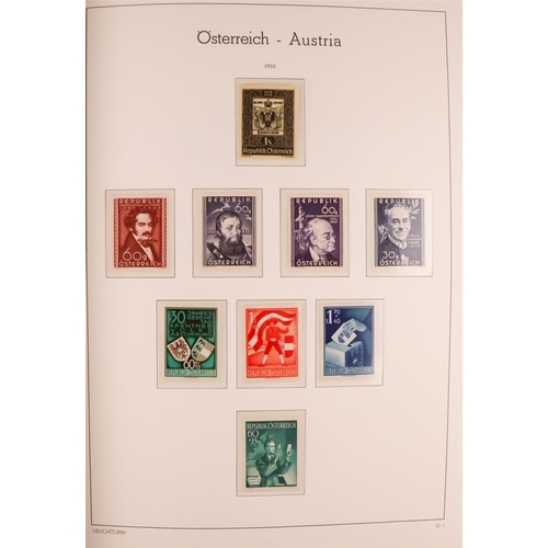 255 - AUSTRIA 1945-2012 COMPREHENSIVE NEVER HINGED MINT COLLECTION in three hingeless albums, seems to be ... 