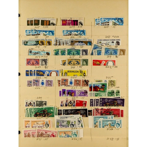 304 - BERMUDA 1865 - 1993 STOCK of mainly used stamps in an old binder (approx 1500 stamps) Lot 304 (A) [c... 