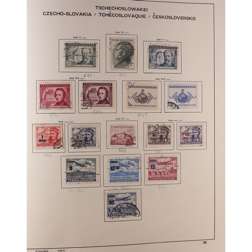 512 - CZECHOSLOVAKIA 1918-1991 COLLECTION in three Schaubek albums, some mint but mostly used stamps, incl... 