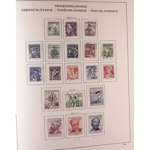 512 - CZECHOSLOVAKIA 1918-1991 COLLECTION in three Schaubek albums, some mint but mostly used stamps, incl... 