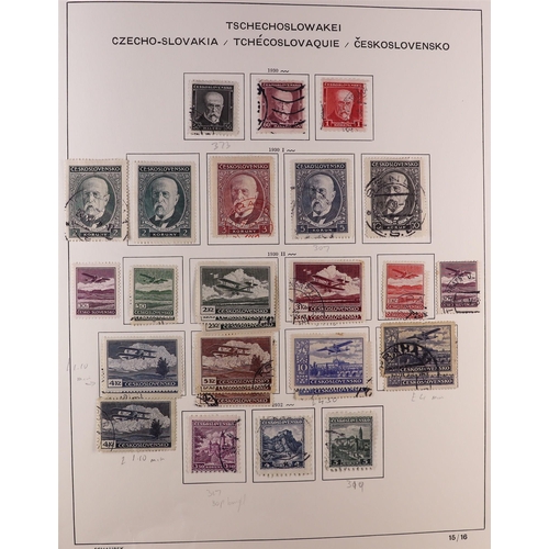 512 - CZECHOSLOVAKIA 1918-1991 COLLECTION in three Schaubek albums, some mint but mostly used stamps, incl... 