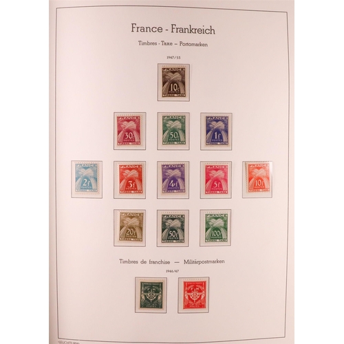 574 - FRANCE 1944-2000 COMPLETE COLLECTION in three hingeless Lighthouse albums, seems to be complete for ... 