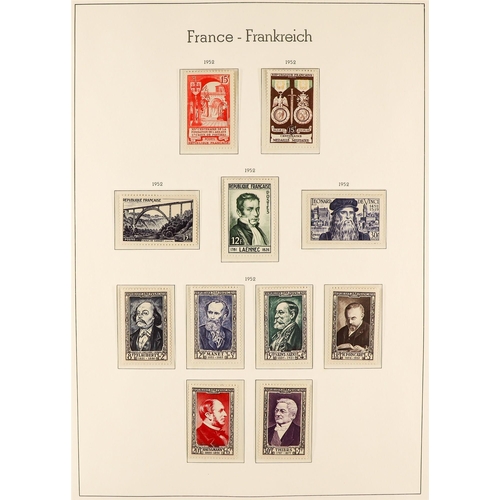 575 - FRANCE 1945 - 1969 COLLECTION. of 1000+ mint / never hinged mint stamps in a Lighthouse France album... 