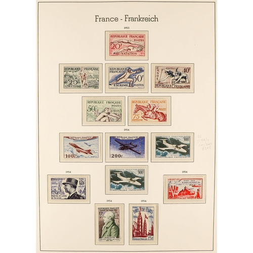 575 - FRANCE 1945 - 1969 COLLECTION. of 1000+ mint / never hinged mint stamps in a Lighthouse France album... 