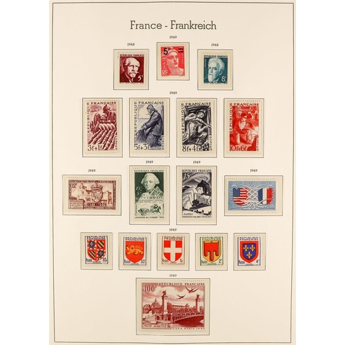 575 - FRANCE 1945 - 1969 COLLECTION. of 1000+ mint / never hinged mint stamps in a Lighthouse France album... 