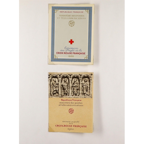 578 - FRANCE 1954 - 2008 RED CROSS BOOKLETS. complete collection (55 booklets) Lot 578 (M) [c]