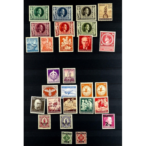 662 - GERMANY 1889 - 1945 MINT / SOME NEVER HINGED MINT COLLECTION on protective pages that includes 