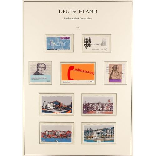 674 - GERMANY 1990 - 2005 RE-UNIFICATION COLLECTION in 2 albums, chiefly never hinged mint sets (with a fe... 