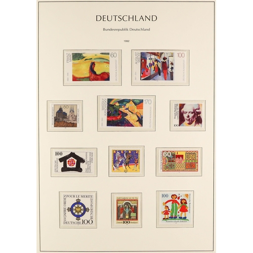 674 - GERMANY 1990 - 2005 RE-UNIFICATION COLLECTION in 2 albums, chiefly never hinged mint sets (with a fe... 