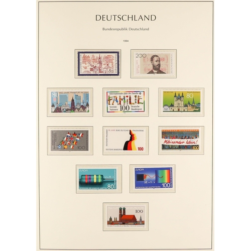 674 - GERMANY 1990 - 2005 RE-UNIFICATION COLLECTION in 2 albums, chiefly never hinged mint sets (with a fe... 