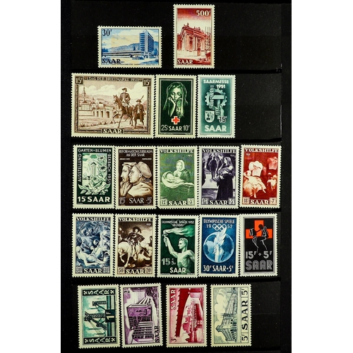 712 - GERMANY - SAAR 1947 - 1959 NEVER HINGED MINT COLLECTION on protective pages, note 1948 set incl Airs... 