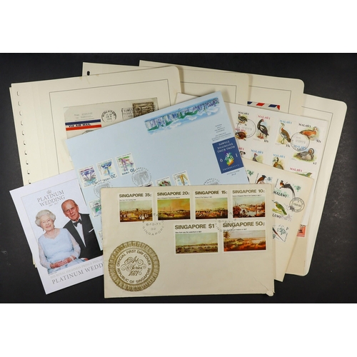 74 - WORLD COVERS HOARD Late 19th Century to 2010's commercial & philatelic covers & cards in albums & lo... 