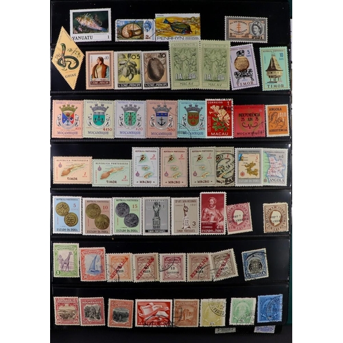 81 - COLLECTORS ESTATE IN SIX CARTONS Late 19th Century to 2023 world mint (many never hinged) & used acc... 