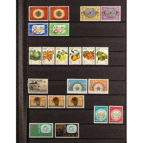 894 - LIBYA ACCUMULATION IN BOX containing mint / never hinged mint & used stamps spanning 1951 - 2000's i... 