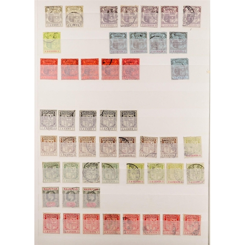 944 - MAURITIUS 1859 - 1935 EXTENSIVE COLLECTION of mint & used (mostly used) stamps on protective pages, ... 