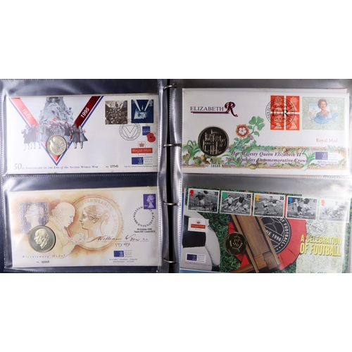 1446 - GB. COVERS & POSTAL HISTORY 1994-2005 ROYAL MAIL / ROYAL MINT COIN COVERS All different collection i... 