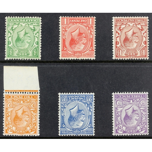 1715 - GB.GEORGE V 1924-26 ½d to 3d each with Wmk Block cypher inverted, SG 418WI/423WI, never hinged mint ... 