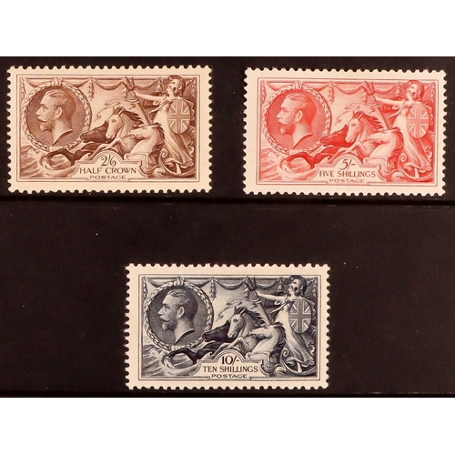 1728 - GB.GEORGE V 1934 Seahorses re-engraved set, SG 450/52, mint, yellowish gum, fresh colours, cat £575.... 