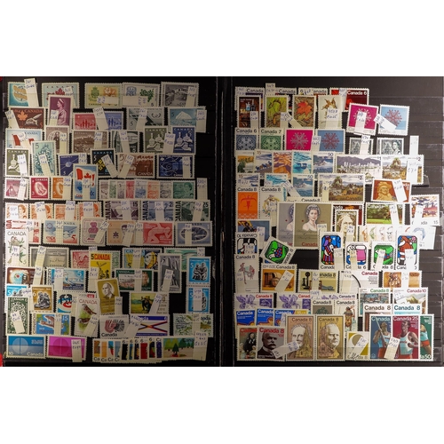 460 - CANADA 1927 - 1998 NEVER HINGED MINT COLLECTION of around 900 stamps, note coils, air mails, Special... 