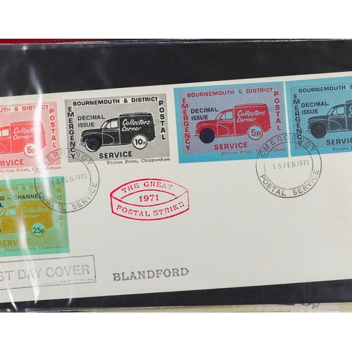 155 - CONSIGNMENT BALANCE in box, includes Commonwealth in old auction folders incl New Zealand Postal Fis... 