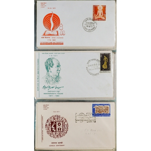 155 - CONSIGNMENT BALANCE in box, includes Commonwealth in old auction folders incl New Zealand Postal Fis... 