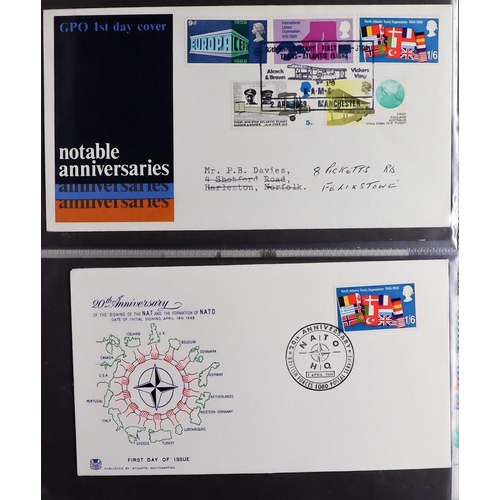 2532 - GB.FIRST DAY COVERS 1953 -1970 COLLECTION. Comprehensive with many better throughout. Includes 1957 ... 