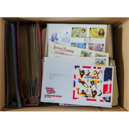 2533 - GB.FIRST DAY COVERS 1953-2023 ACCUMULATION of illustrated first day covers in eight albums & loose i... 