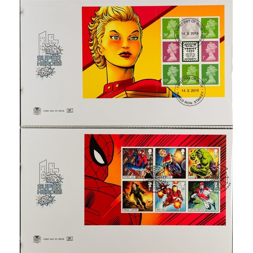 2550 - GB.FIRST DAY COVERS 1969 - 2019 PRESTIGE BOOKLET PANE COLLECTION in seventeen binders. Issued by Roy... 