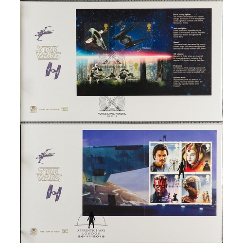 2550 - GB.FIRST DAY COVERS 1969 - 2019 PRESTIGE BOOKLET PANE COLLECTION in seventeen binders. Issued by Roy... 