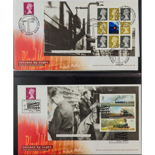 2558 - GB.FIRST DAY COVERS 1971-2006 COMPREHENSIVE COLLECTION in eleven albums, includes commemoratives & d... 