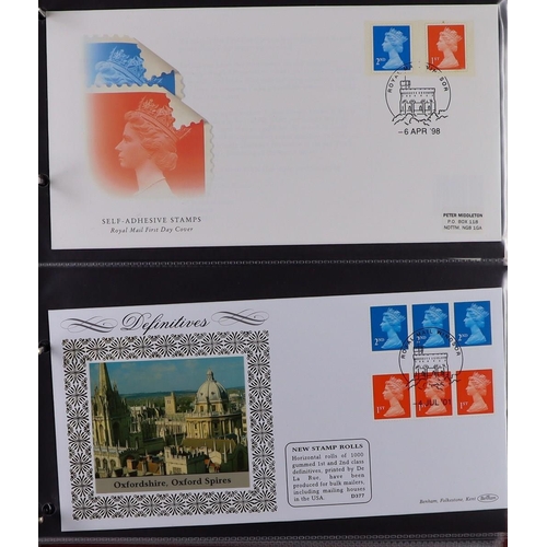 2561 - GB.FIRST DAY COVERS 1976 - 2015 MISCELLANEOUS COLLECTIONS in four binders with better. Comprising of... 