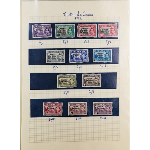 83 - COMMONWEALTH Mint collection in two albums, the strength is in various 1930's - 1950's long definiti... 