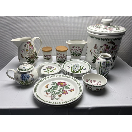 39 - The Portmeirion Botanic Collection is a renowned and beloved range of tableware and home decor items... 