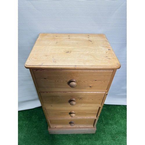 67 - Pine drawers