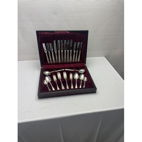 80 - Vintage Sheffield England Stainless Steel Cutlery Set