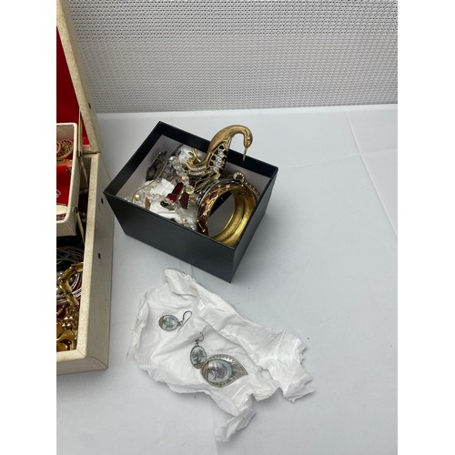 38 - Box of costume jewellery