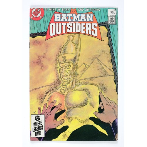 165 - Collection of 11 x Batman And The Outsiders Comics 
#7, 9, 10, 11, 12, 13, 14, 16, 17, 18 & 30