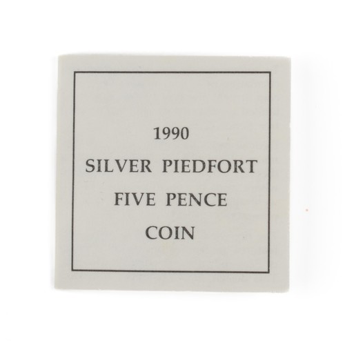 114 - Elizabeth II Silver Piedfort Five Pence Coin. 1990. (S4372) FDC.