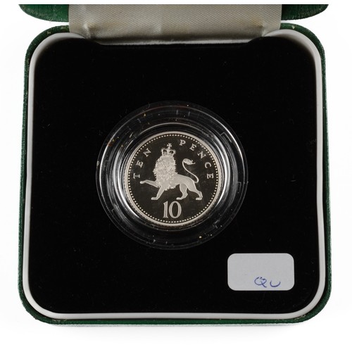 116 - Elizabeth II Ten Pence Silver Proof Piedfort Coin. 1992. (S4367) FDC.