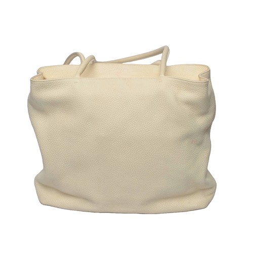 207 - 'The Row' - Beautiful Cream-coloured Leather Handbag. Approx 35.5cms wide and 27cms high (without ha... 