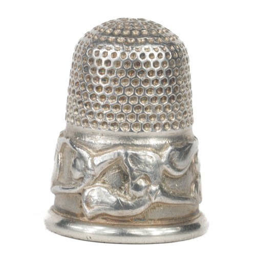 12 - Charles Horner Sterling Silver Thimble. Chester 1901. Stamped 'CH'. Punched dome with decorated band... 