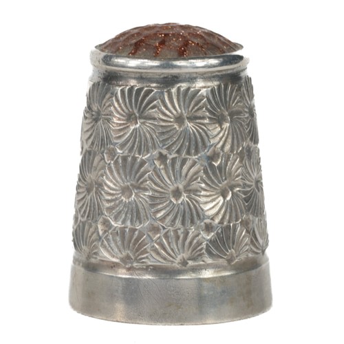 80 - Charles Horner Sterling Silver Thimble with Orange-brown Aventurine Quartz Dome. Chester 1903. Daisy... 