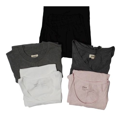 237 - Pact Ladies Loungewear Bundle. Size L. Includes:
1 x pair of black lounge pants.
1 x pink vest top
1... 