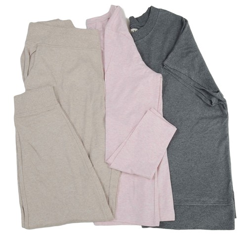 81 - Pact Ladies Loungewear Bundle. Includes:
1 x Oatmeal Lounge Pants. Size XL
1 x Pink Long-Sleeved Top... 