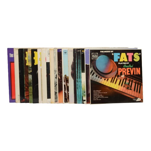 61 - Collection of Assorted 1960's LPs - Including The Oscar Peterson Trio, Eddy Arnold and Andre Previn.