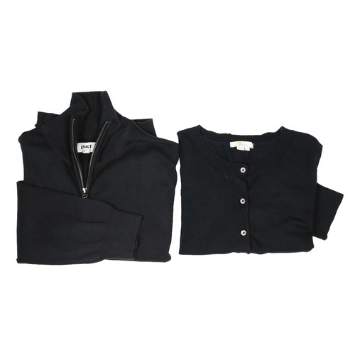 149 - Ladieswear Bundle
1 x Boden black short-sleeved cardigan. Size L
1x Pact black zip-up cardigan. Size... 